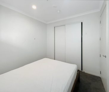 Furnished City Apartment - Prime Nelson Street Location - Photo 3