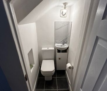 Room in a Shared House, College Road, HA9 - Photo 4