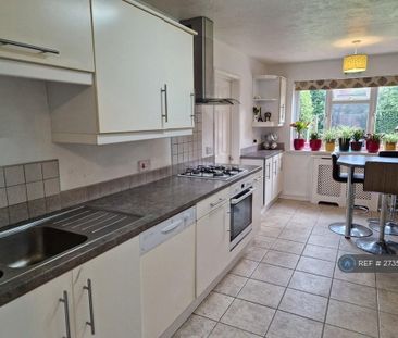 3 bedroom detached house to rent - Photo 2