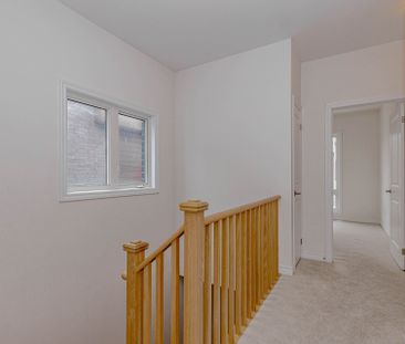 For Lease - 39 Inverary Crescent, Vaughan, Ontario - Photo 2
