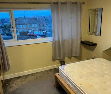 Room in a Shared Flat, Calder Road, EH11 - Photo 3