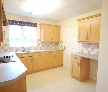 3 bedroom detached house to rent - Photo 5