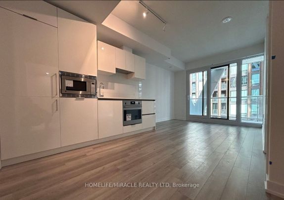 For Lease - 230 Simcoe Street Unit# 2421, Toronto, Ontario - Photo 1