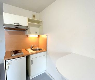 Location Appartement 1 pièce 25m² - Photo 2