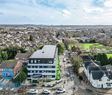 Ed,ath - Broadgate, Beeston, NG9 - Photo 4