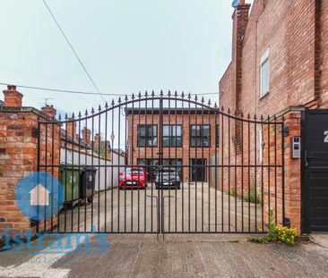 1 bed Detached House for Rent - Photo 2