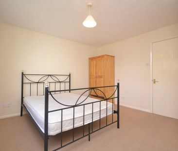 3 bedroom House To Let - Photo 4