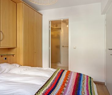 Gemeubeld appartement met 1 slaapkamer + slaaphoek - Photo 5