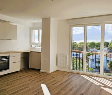 Location Appartement 2 pièces 49m² ROYAN 17200 - Photo 4