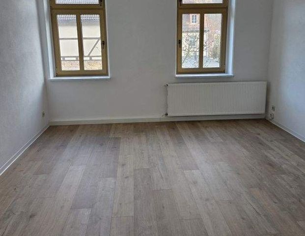 Frisch sanierte Wohlfühlwohnung mit perfekter Raumaufteilung, Tageslichtbad, Gäste-WC! - Photo 1