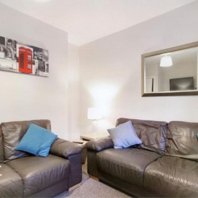 1 bedroom in a house share to rent - Photo 1