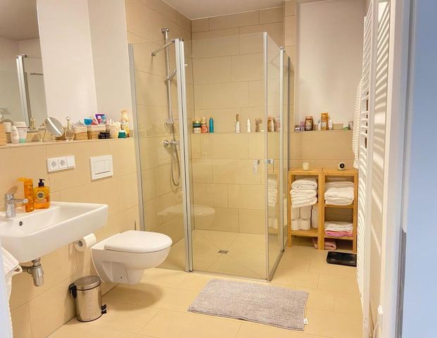 Zwischenmiete / Möblierte 2 Zimmer Whg Neue Mitte Altona / Ottens - Foto 1