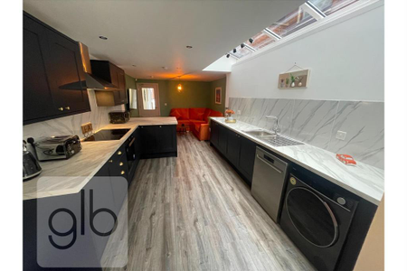 5 bedroom house share to rent - Photo 5