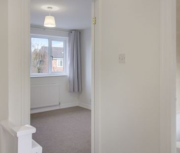 1 Bedroom - Photo 2