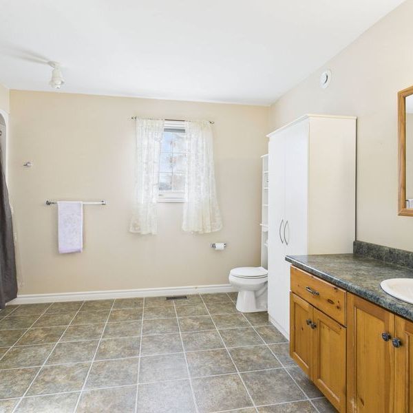 For Lease - 378 Duncan Place Unit# Upper, Kincardine, Ontario - Photo 1