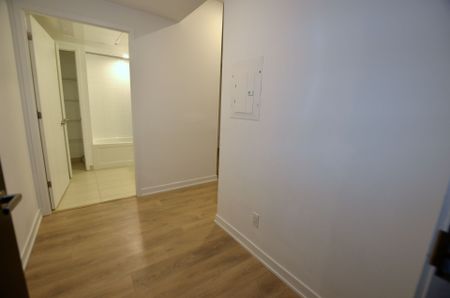 For Lease - 501 Yonge Street Unit# 5201, Toronto, Ontario - Photo 3