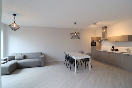 Te huur: Niemeyerstraat 32, 2132 HE Hoofddorp - Photo 3