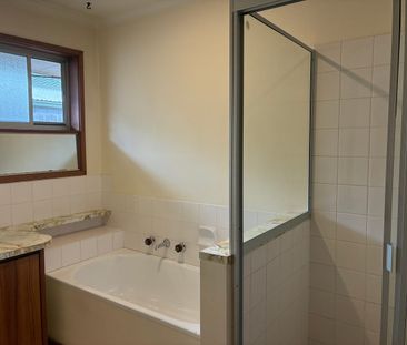 25 Maramba Avenue, Grovedale, Vic 3216 - Photo 3