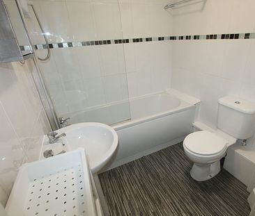 Double Room (House Share) to rent on - Photo 6