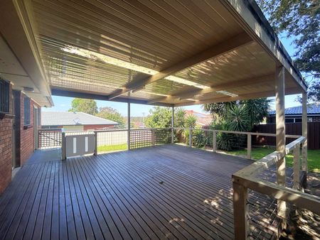 Home For Rent - Photo 3