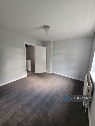 2 bedroom maisonette to rent - Photo 5