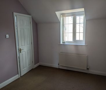 3 Bed Semi-Detached House, Leeds, LS15 - Photo 5