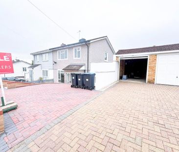 4 bedroom semi-detached house to rent - Photo 6