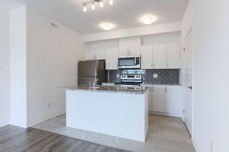 For Lease - 60 Jaguar Private Unit# H, Kanata, Ontario - Photo 5