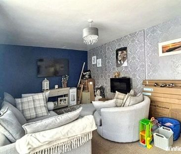 3 bedroom terraced house to rent - Photo 3