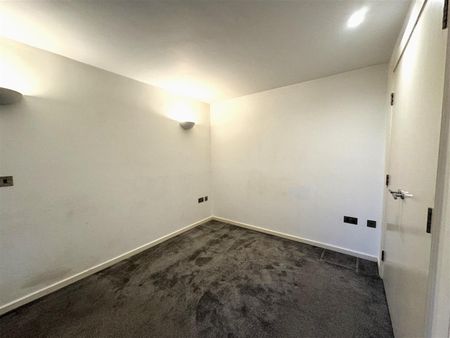 West Point, Leeds City Centre, LS1 4JL - Photo 2