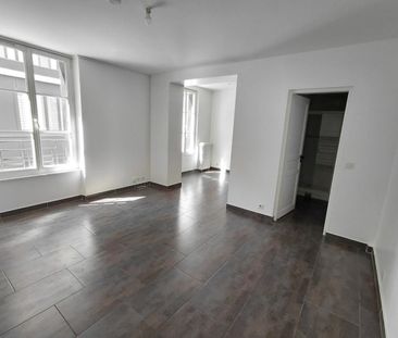 location Appartement T1 DE 28.9m² À LEVALLOIS PERRET - Photo 5
