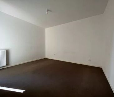 Appartement 2 pièces de 43 m² - Photo 2