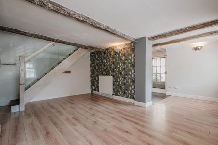 2 bedroom semi-detached house to rent - Photo 3