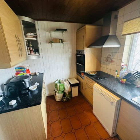 Shakespeare Avenue, Warwick, CV34 - Photo 1