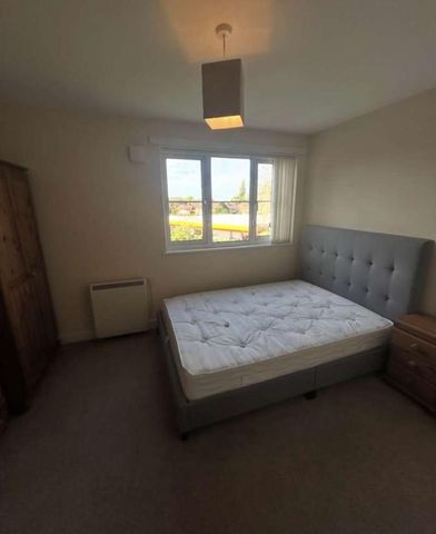 Kingsburn Court, Manchester, M19 - Photo 3