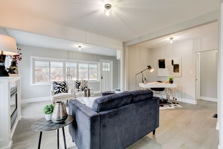 For Lease - 237 Boyers Road, Georgina, Ontario - Photo 5