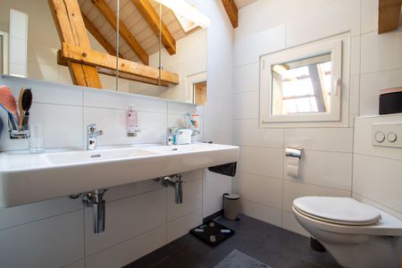 Charming 3.5-room apartment in a sunny location - Foto 2