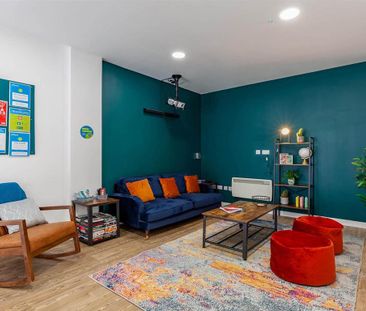 1 bedroom in a flat share to rent - Photo 4