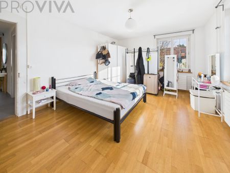 COZY AND CENTRALLY LOCATED - Photo 5