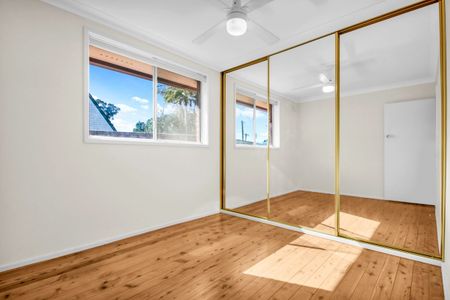 Three Bedroom Home - Photo 4