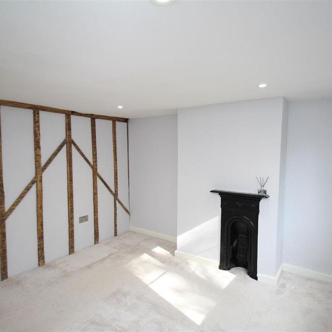 2 bedroom end of terrace house to rent - Photo 1