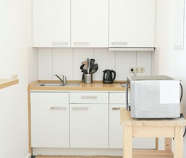 Citywohnung: Modern möbliert mit französischem Ballkon in der Südstadt - Foto 1