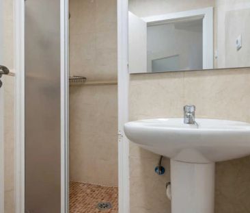 Room in a shared 34-bedroom apartment for rent in Nueva España. - Foto 6