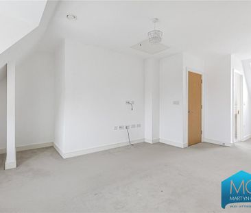 3 bedroom end of terrace house to rent - Photo 1