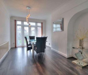 Langham Drive, Romford, RM6 - Photo 4