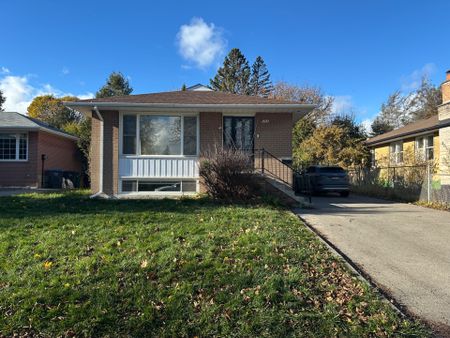 For Lease - 2365 Bostock Crescent Unit# Basement, Mississauga, Ontario - Photo 3