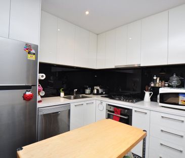 106/118 Kavanagh Street - Photo 3