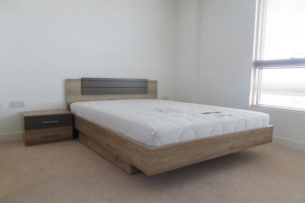 Hewitt, Reading, RG1 7LY - Photo 1