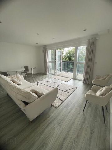 Apt 4 Sandford Building, 25 Bridge End, Belfast, BT5 4AW - Photo 2