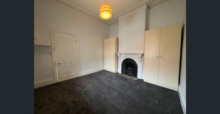 Charming Terrace Steps from Lygon Street - Photo 2